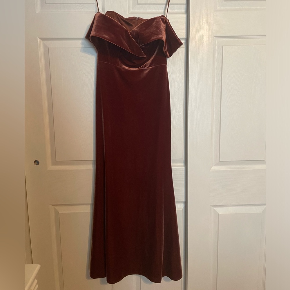 Revelry bridesmaid dress. Only worn once. Tailors to fit 5’2 with 3’ heels.